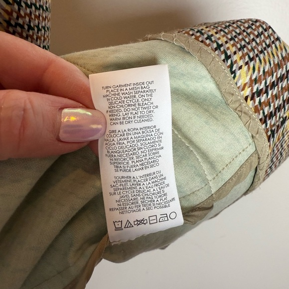 CAbi Pastime Blazer Jacket Multicolor Plaid Stretchy Rayon Blend Women's Size 0 - Picture 12 of 16